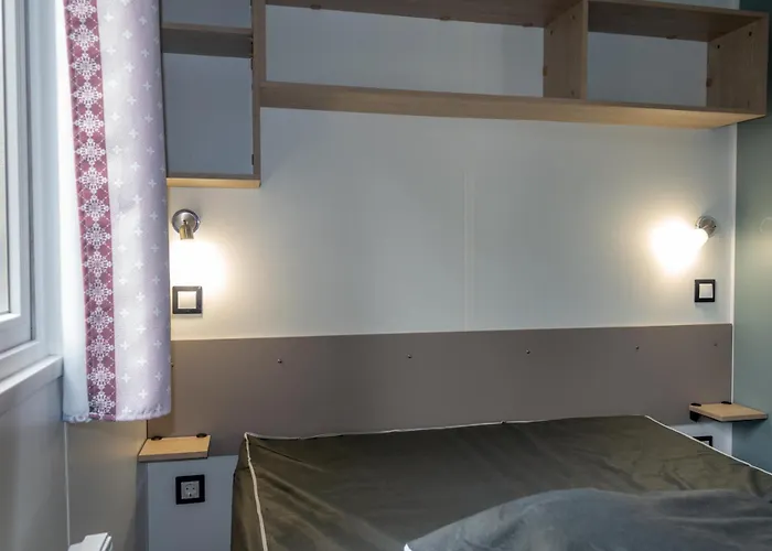 Abijune D'etretat * Le Tilleul